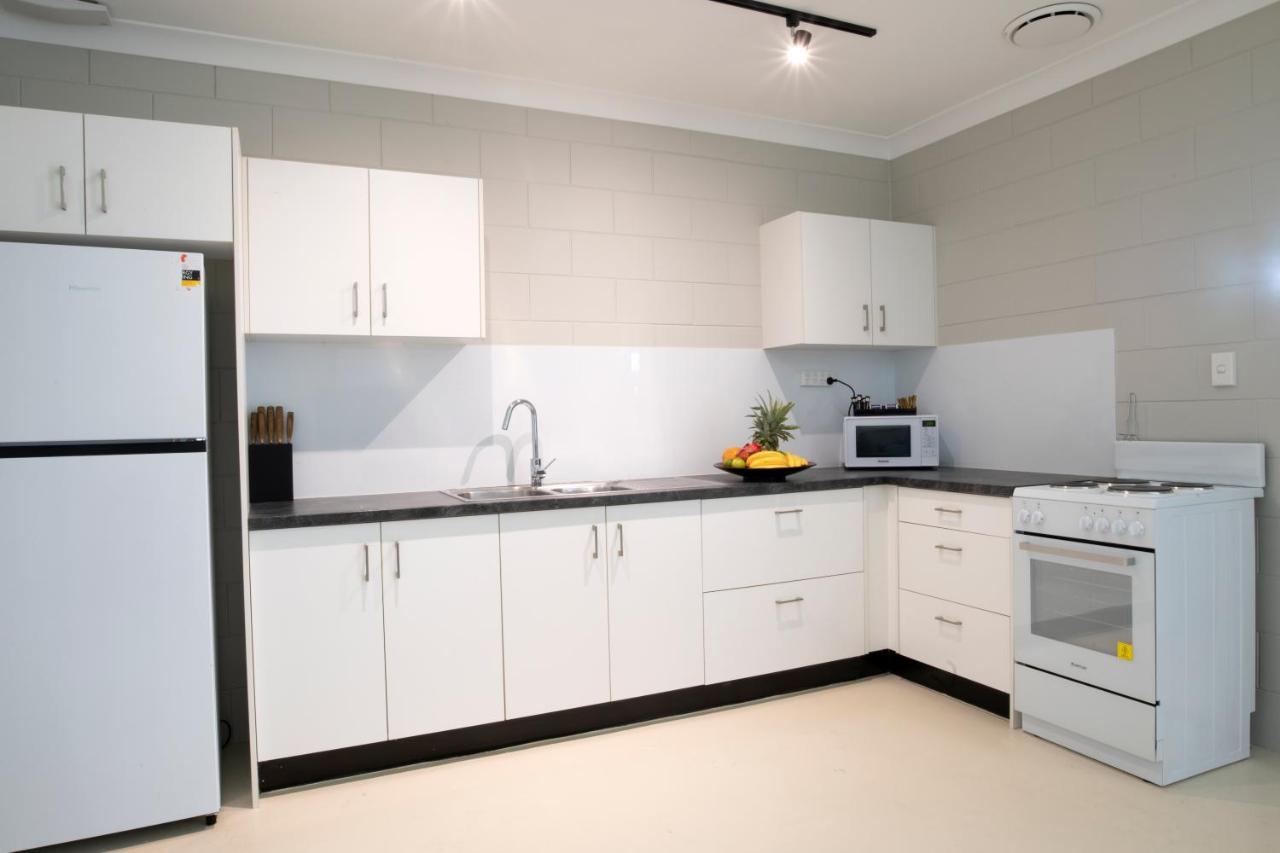 Apartments At Mission Beach Bagian luar foto